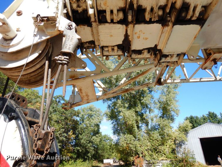 image for item DR0542 1992 Krupp KMK5110  crane