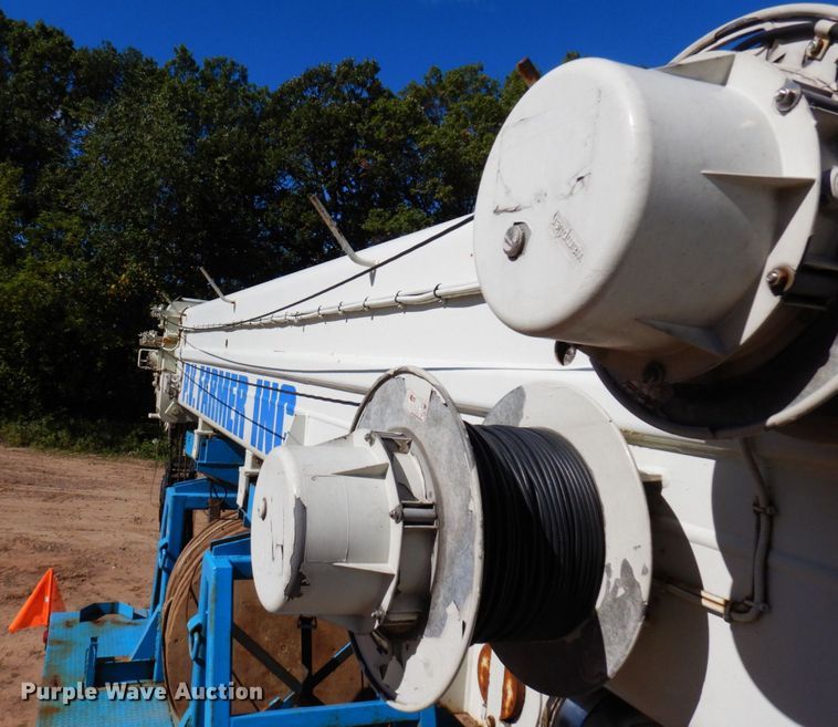 image for item DR0542 1992 Krupp KMK5110  crane