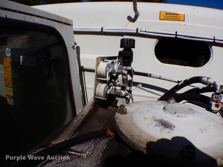 image for item DR0542 1992 Krupp KMK5110  crane