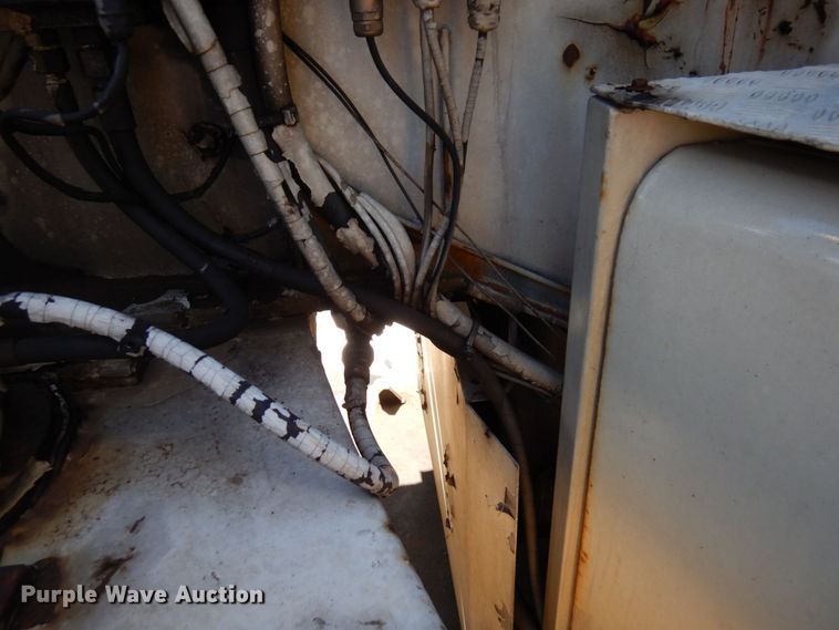 image for item DR0542 1992 Krupp KMK5110  crane