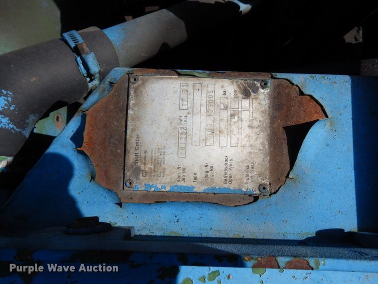 image for item DR0542 1992 Krupp KMK5110  crane