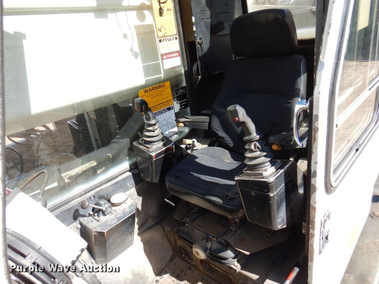 image for item DR0542 1992 Krupp KMK5110  crane