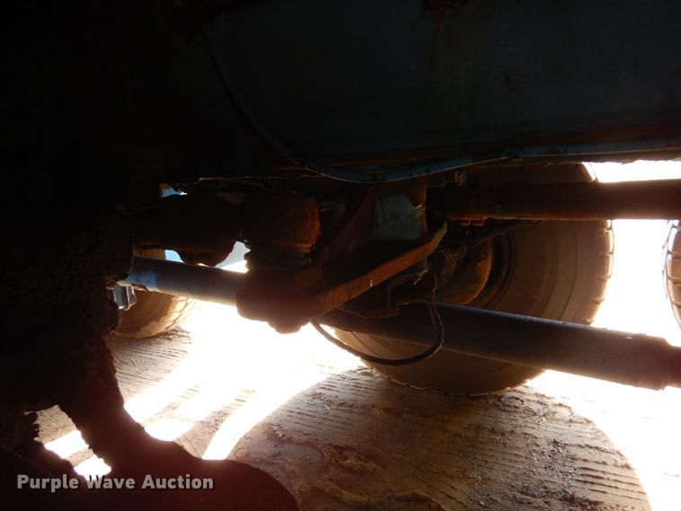 image for item DR0542 1992 Krupp KMK5110  crane