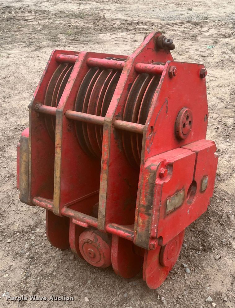 image for item DR0542 1992 Krupp KMK5110  crane