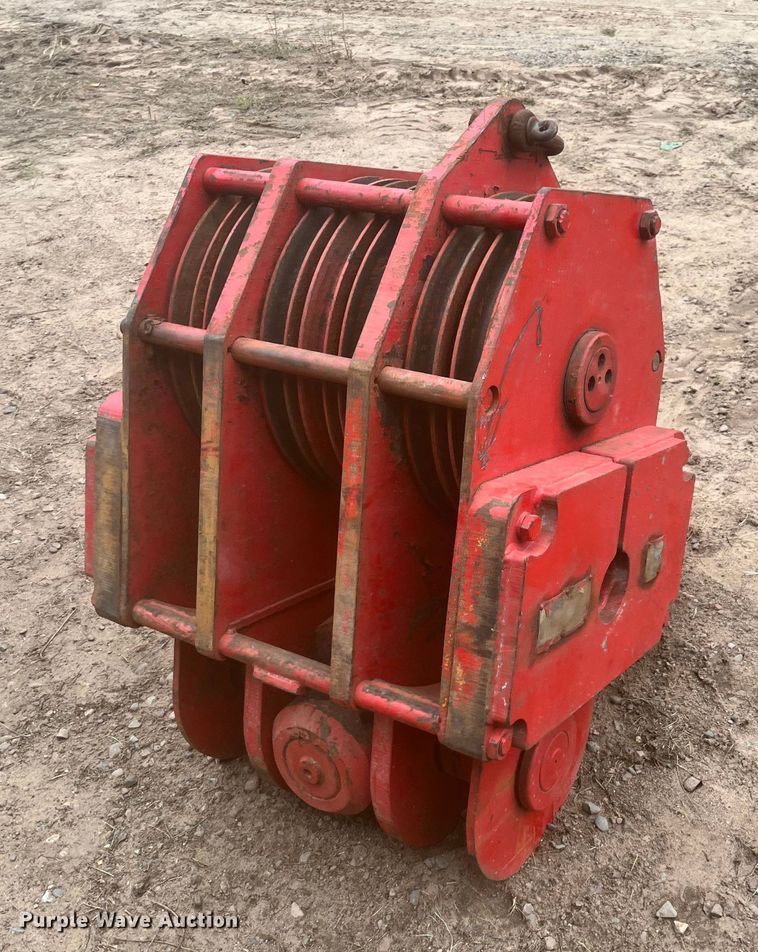 image for item DR0542 1992 Krupp KMK5110  crane