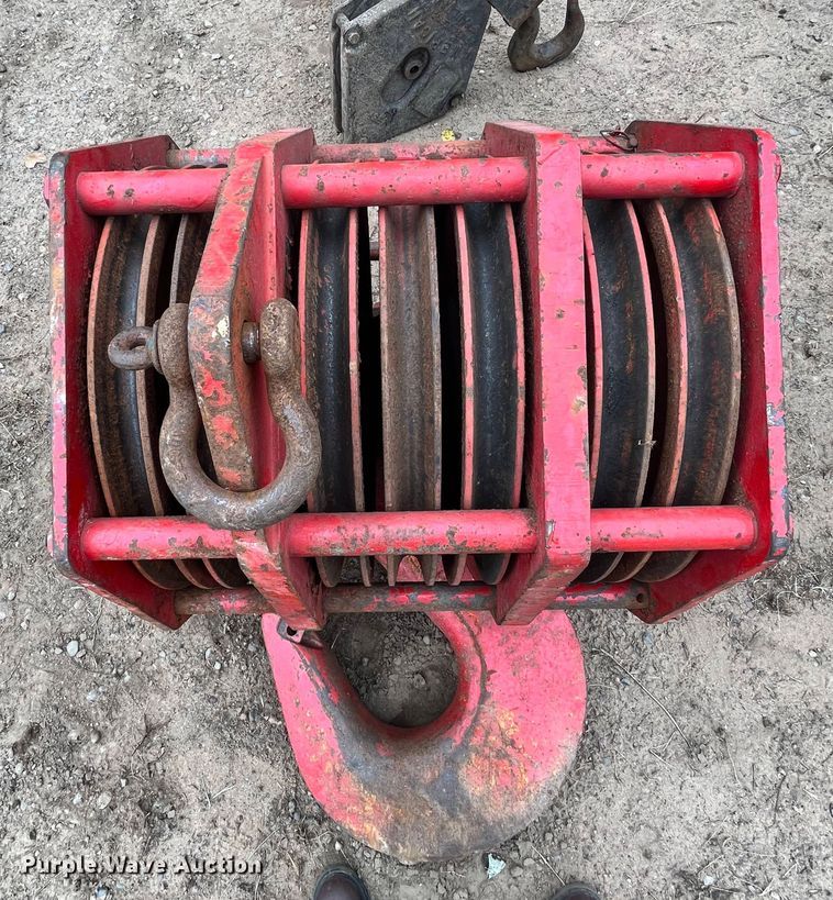 image for item DR0542 1992 Krupp KMK5110  crane