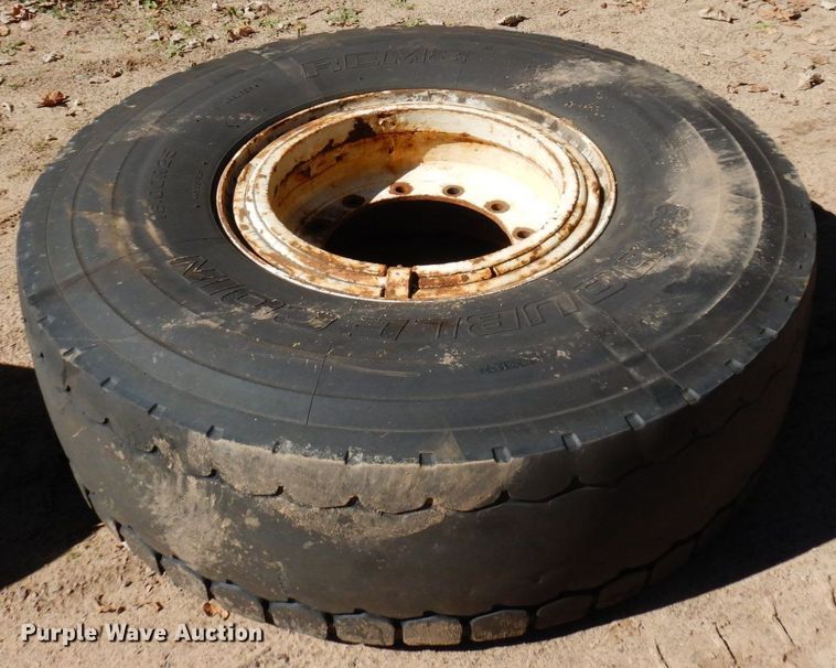 image for item DR0542 1992 Krupp KMK5110  crane