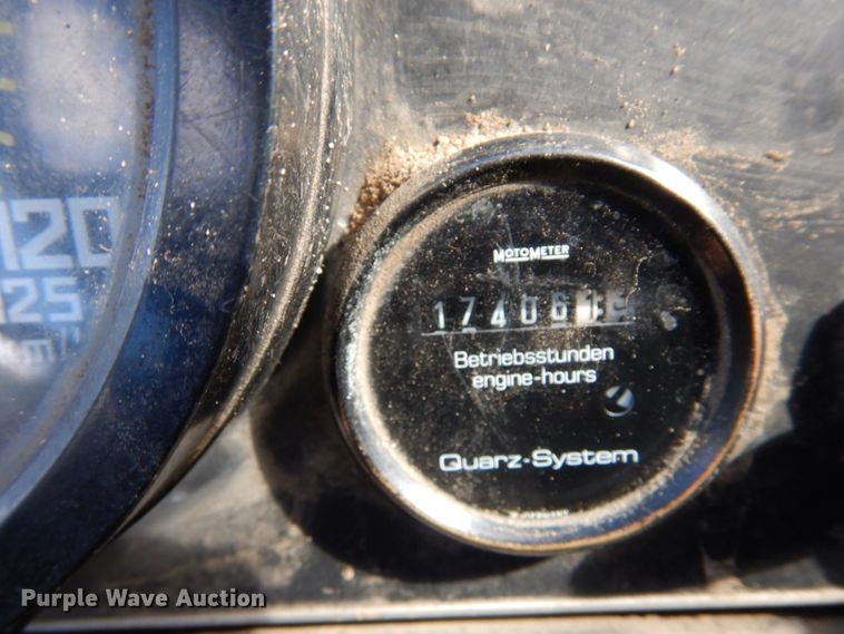 image for item DR0542 1992 Krupp KMK5110  crane