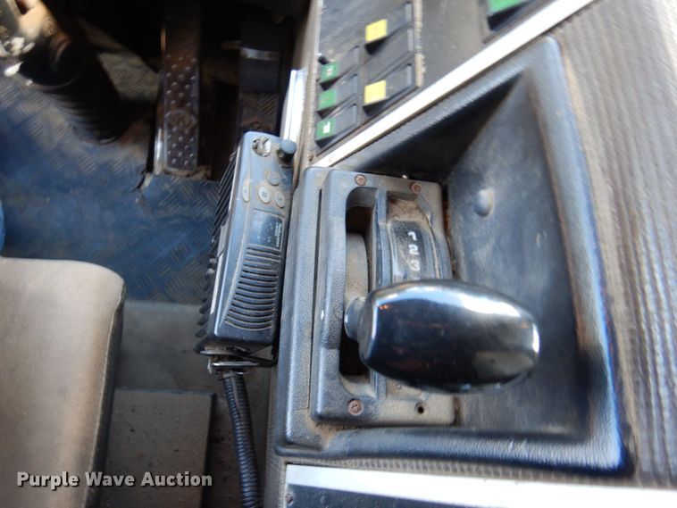 image for item DR0542 1992 Krupp KMK5110  crane