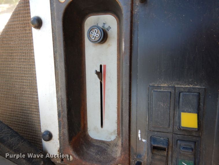 image for item DR0542 1992 Krupp KMK5110  crane