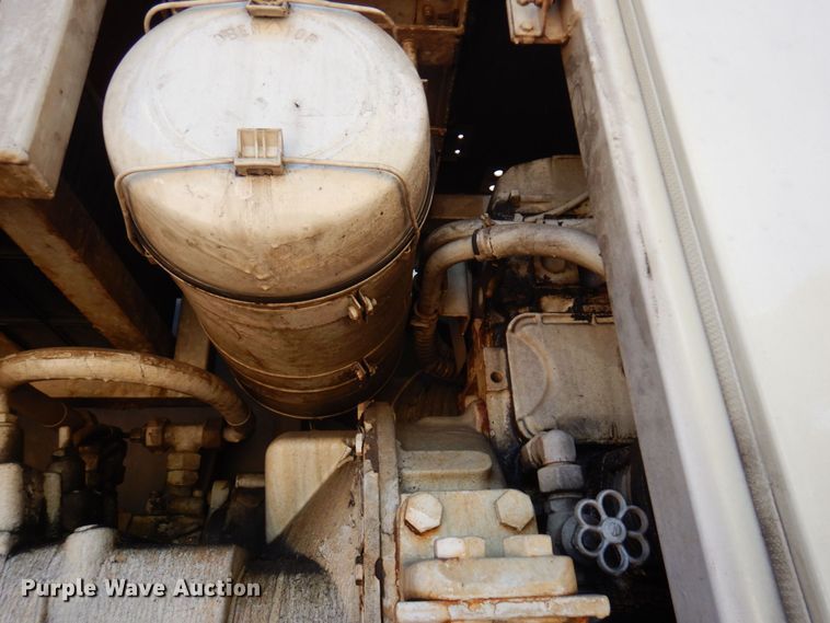 image for item DR0542 1992 Krupp KMK5110  crane