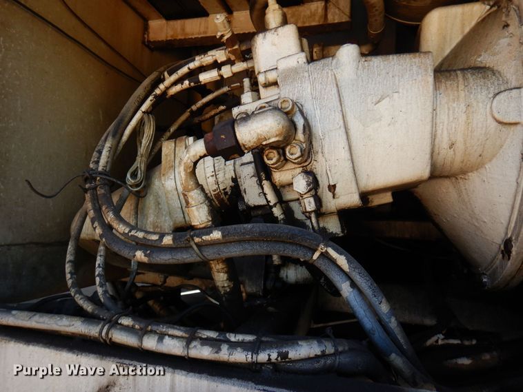 image for item DR0542 1992 Krupp KMK5110  crane