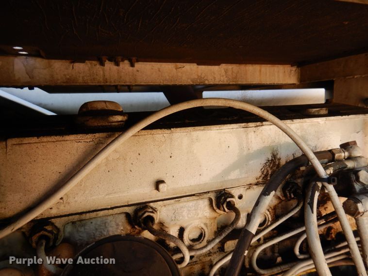 image for item DR0542 1992 Krupp KMK5110  crane