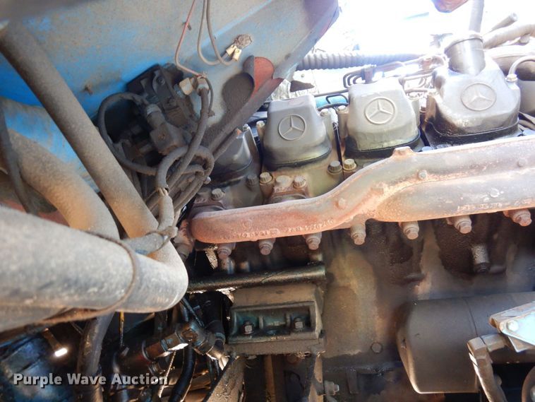 image for item DR0542 1992 Krupp KMK5110  crane