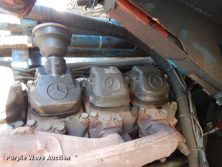 image for item DR0542 1992 Krupp KMK5110  crane