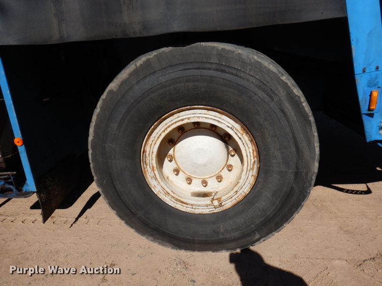 image for item DR0542 1992 Krupp KMK5110  crane