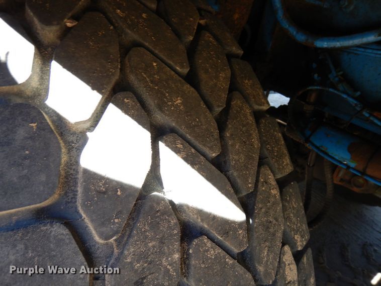 image for item DR0542 1992 Krupp KMK5110  crane