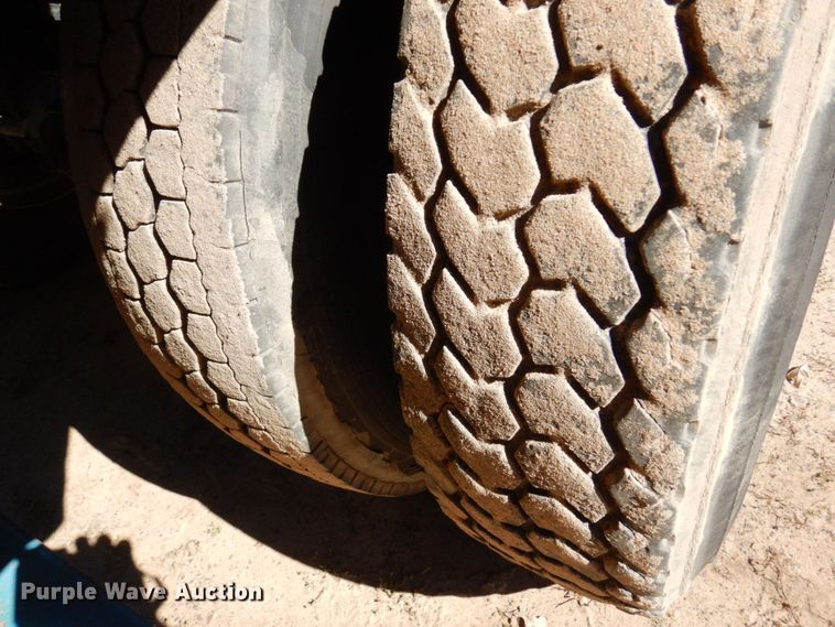 image for item DR0542 1992 Krupp KMK5110  crane