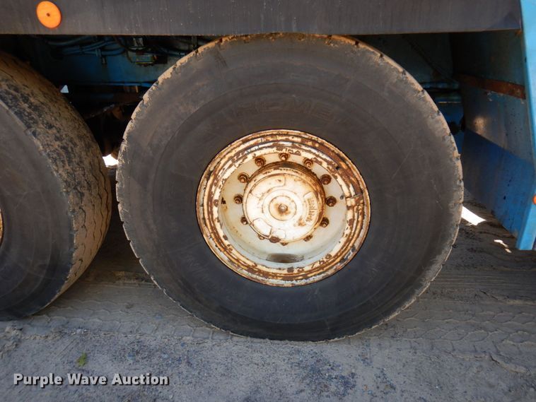 image for item DR0542 1992 Krupp KMK5110  crane