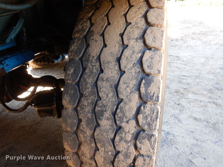 image for item DR0542 1992 Krupp KMK5110  crane