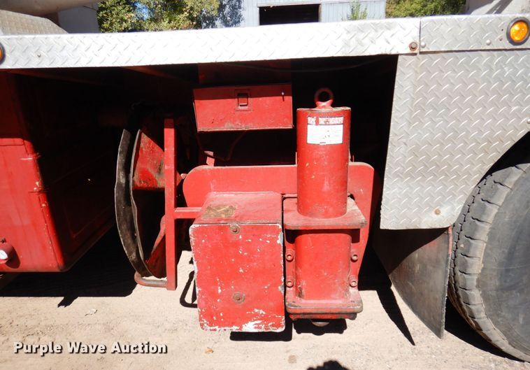 image for item DR0543 1981 Grove 8465G  crane