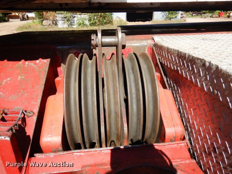 image for item DR0543 1981 Grove 8465G  crane