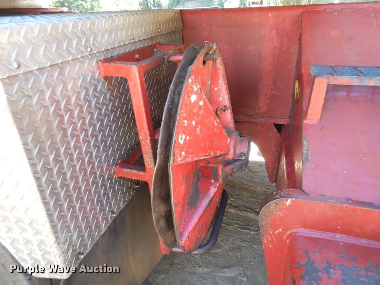 image for item DR0543 1981 Grove 8465G  crane