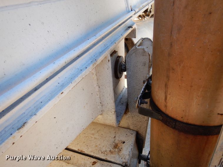 image for item DR0543 1981 Grove 8465G  crane