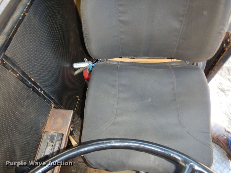 image for item DR0543 1981 Grove 8465G  crane