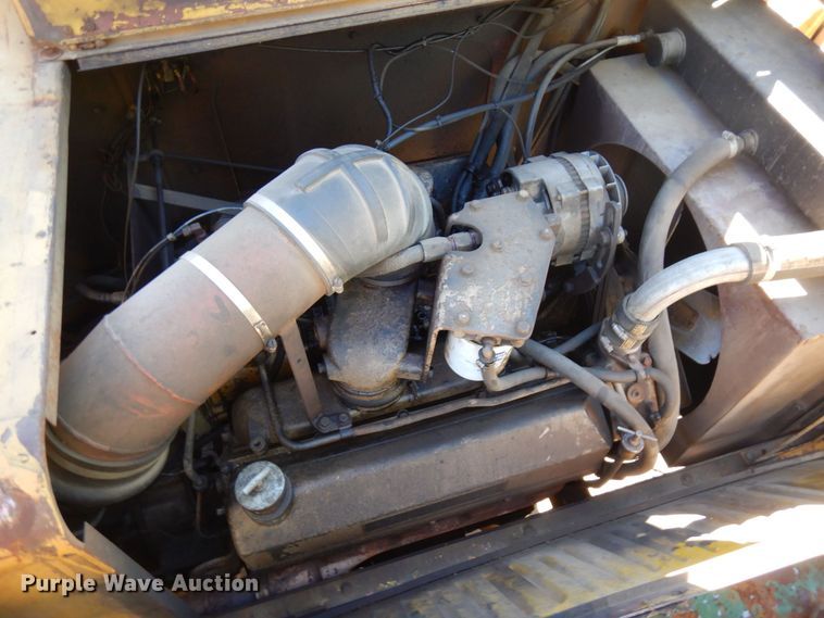 image for item DR0543 1981 Grove 8465G  crane