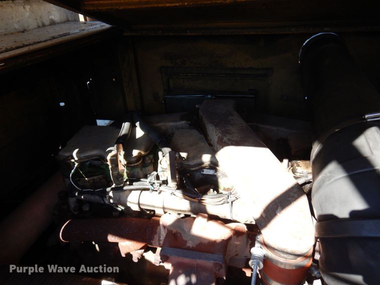 image for item DR0543 1981 Grove 8465G  crane