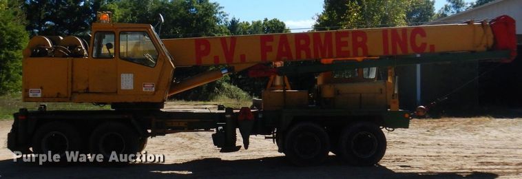 image for item DR0544 1977 Bucyrus 30-XC  crane