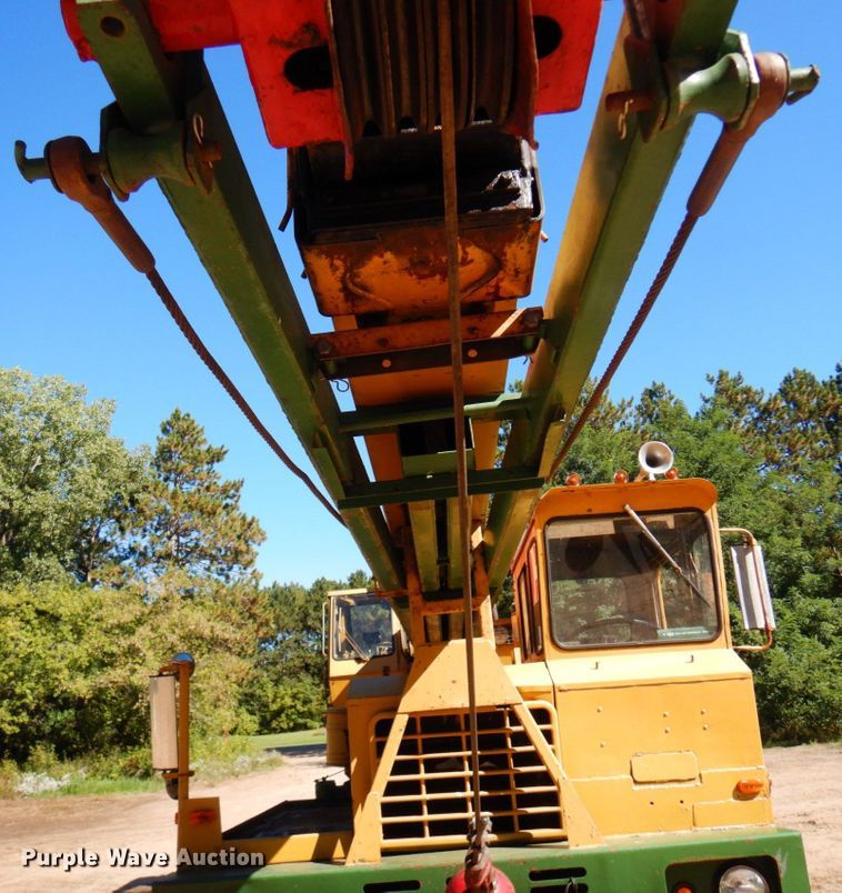 image for item DR0544 1977 Bucyrus 30-XC  crane