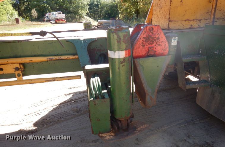 image for item DR0544 1977 Bucyrus 30-XC  crane