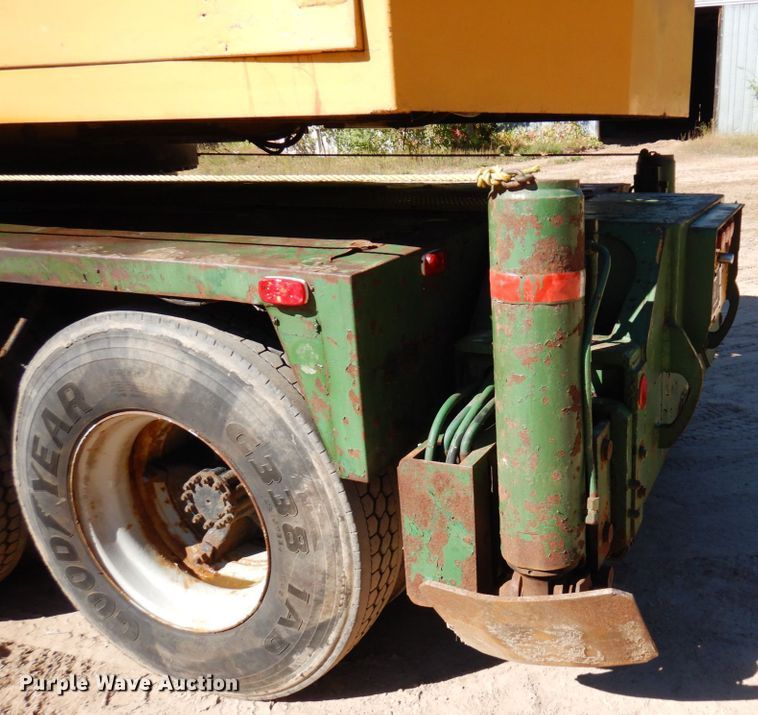 image for item DR0544 1977 Bucyrus 30-XC  crane