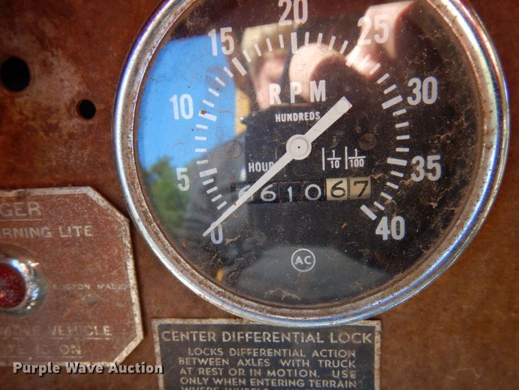 image for item DR0544 1977 Bucyrus 30-XC  crane