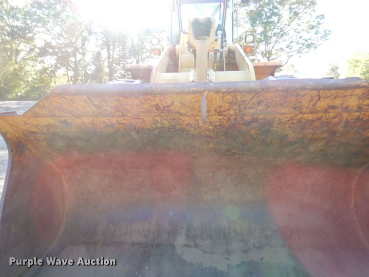 image for item DR0545 1994 John Deere 644G  wheel loader