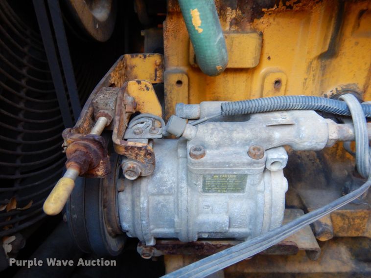 image for item DR0545 1994 John Deere 644G  wheel loader