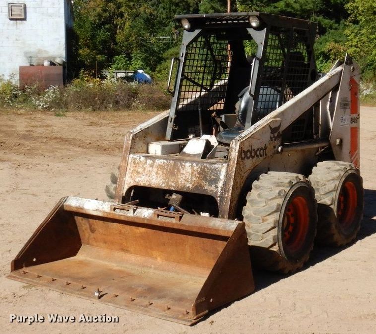 image for item DR0546 1989 Bobcat 843  skid steer loader