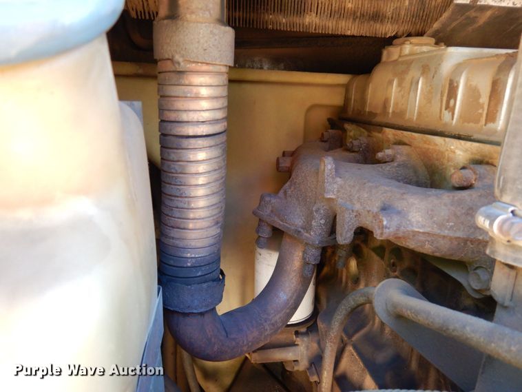 image for item DR0546 1989 Bobcat 843  skid steer loader