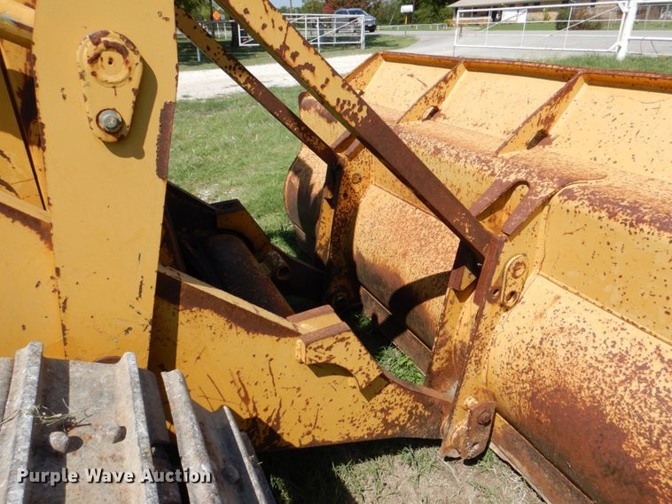 image for item DR2034 2001 Caterpillar 939C  track loader