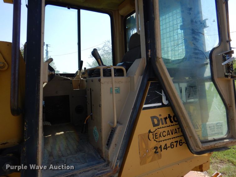 image for item DR2034 2001 Caterpillar 939C  track loader