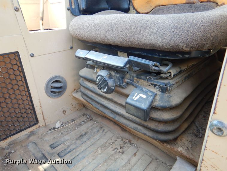 image for item DR2034 2001 Caterpillar 939C  track loader