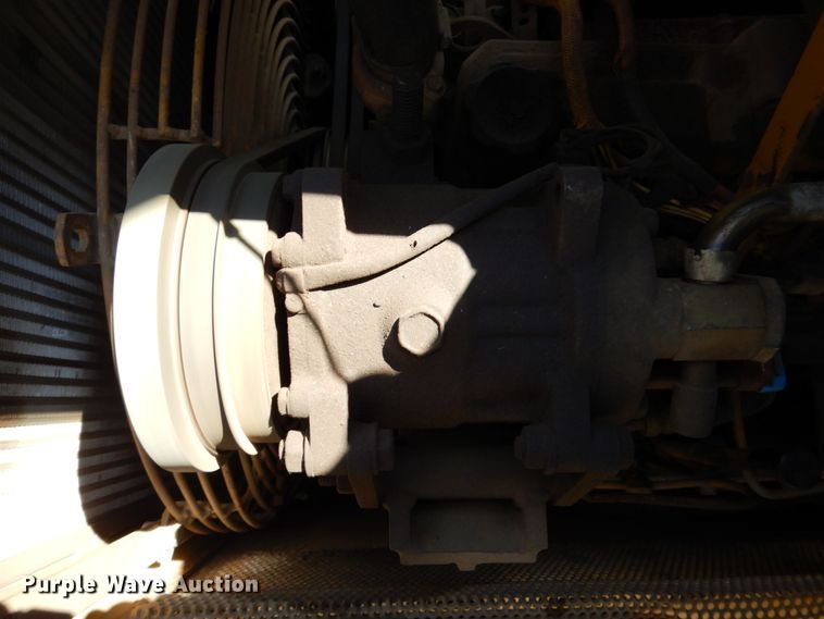 image for item DR2034 2001 Caterpillar 939C  track loader