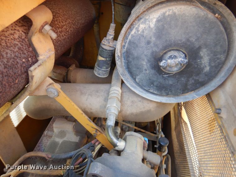 image for item DR2034 2001 Caterpillar 939C  track loader