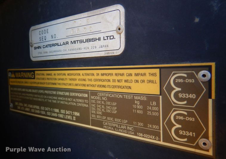 image for item DR2034 2001 Caterpillar 939C  track loader