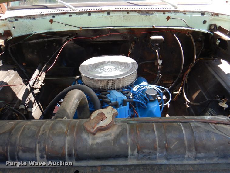 image for item DR2036 1977 Ford F600  dump truck