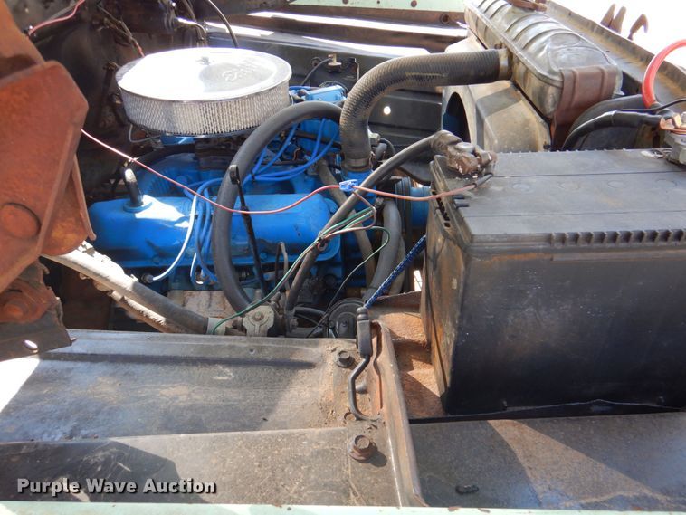 image for item DR2036 1977 Ford F600  dump truck