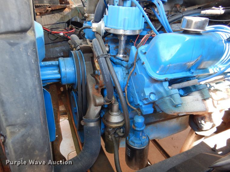 image for item DR2036 1977 Ford F600  dump truck