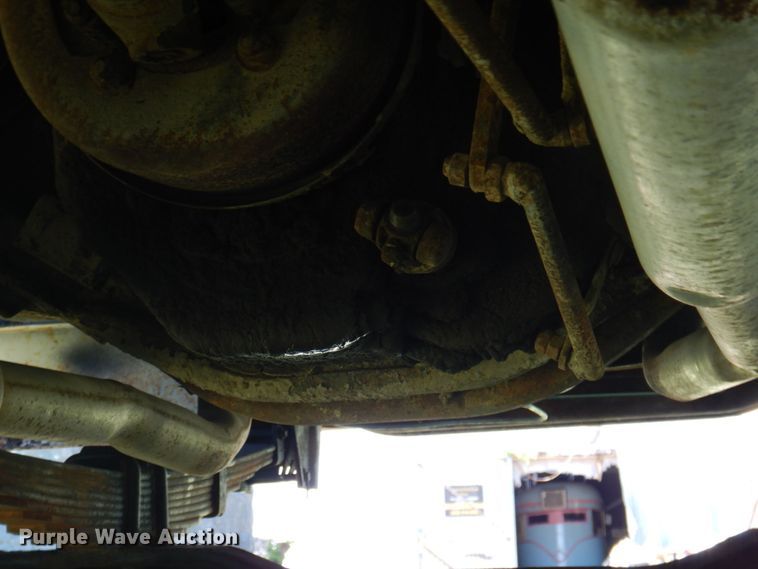 image for item DR2036 1977 Ford F600  dump truck